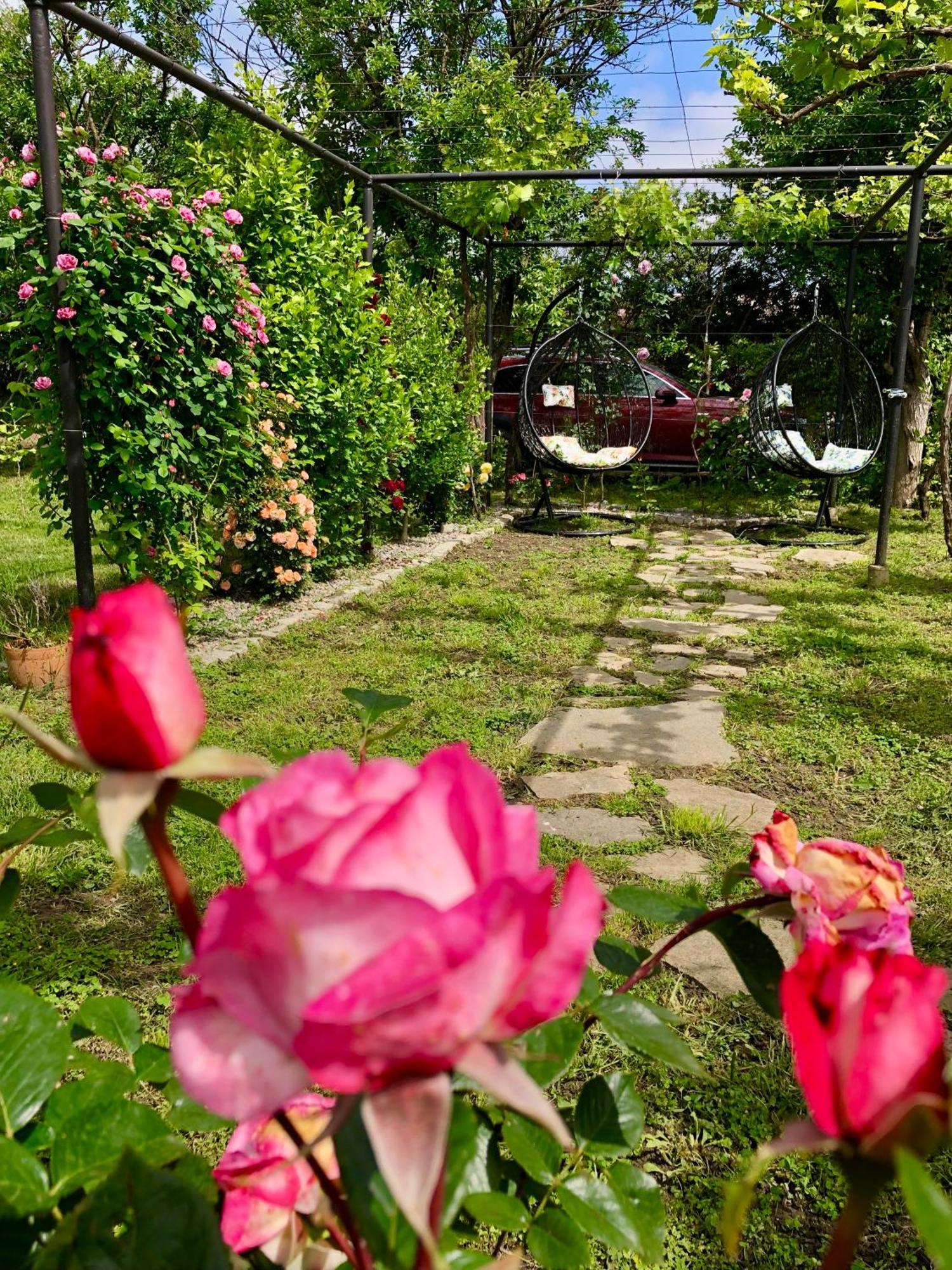 Къща За Гости Сърцето На Долината /The Heart Of The Valley Enina Extérieur photo
